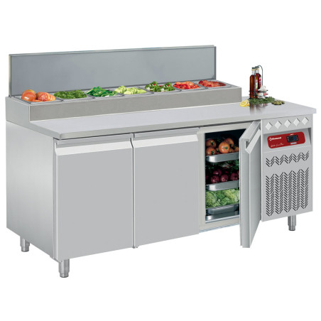 Table frigorifique ventilée + Kit 6 Roues inox + 3 Grilles rilsanisée 