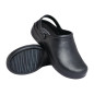 Sabots de cuisine noirs Nisbets Essentials 42/43