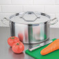 Braisière inox avec couvercle Nisbets Essentials 32 cm