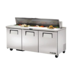 Comptoir de préparation 3 portes 538L True 18 GN 1/6 TSSU-72-18-HC 