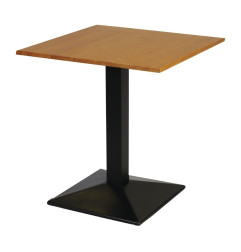 Table carrée avec pied en métal et plateau chêne clair Turin 700 mm