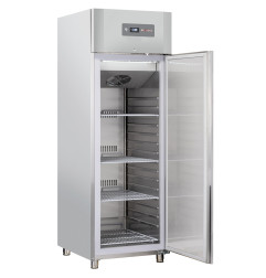 Armoire frigorifique ventilée 600 Lit. 1 porte GN 2/1, sur roues, 2 avec freins