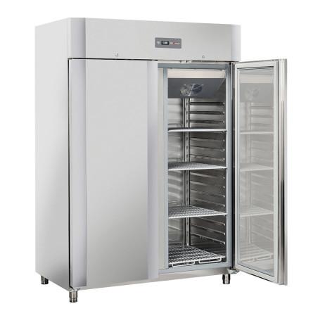 Armoire frigorifique ventilée 1200 Lit. 2 portes GN 2/1, sur roues, 2 avec freins